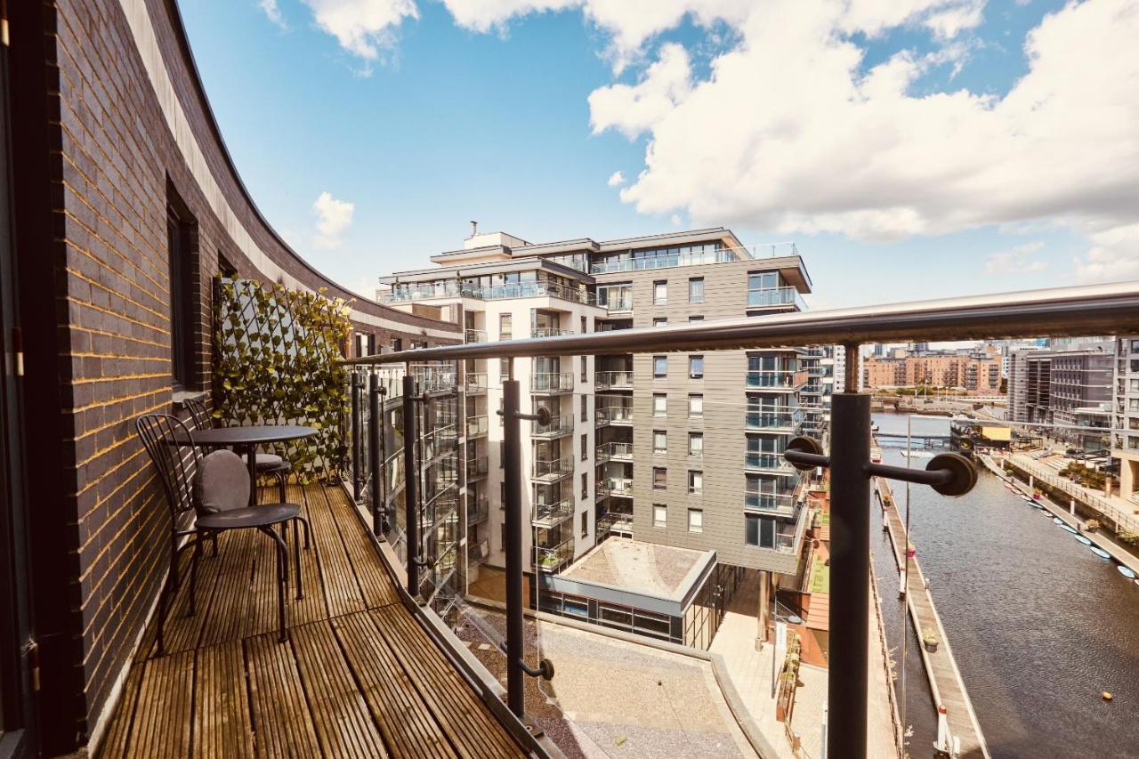 Deluxe River Canal View & Free Secure Parking! Leeds  Exterior photo